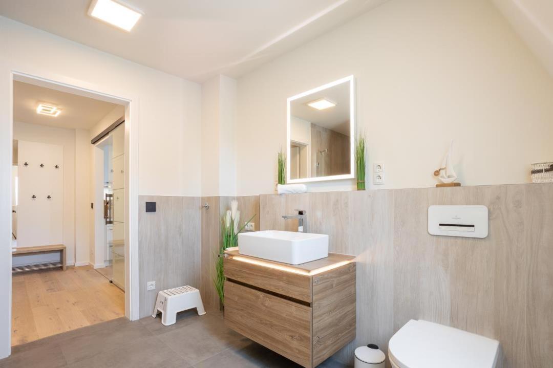 Villa Dornkamp 4 - Luxurioese Ferienwohnung Fuer 4 Personen Inklusive Balkon Und Sauna ティメンドルファー・シュトラント エクステリア 写真